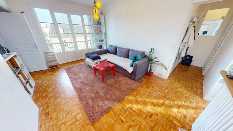  APPARTEMENT T3 TRAVERSANT - BALCON OUEST - HASTINGS