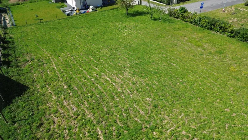 TERRAIN CONSTRUCTIBLE DE 980 M2 - VIABILISÉ - AXE BAYEUX-CAEN