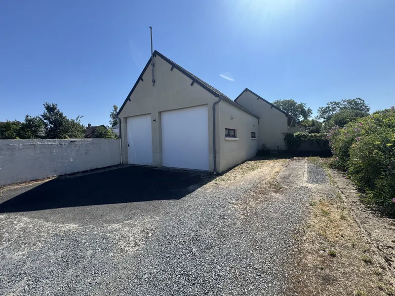 MAISON A REHABILITER - PROCHE COMMODITÉS - MOLAY LITTRY
