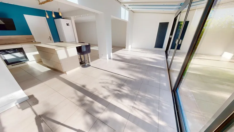 MAISON AVEC GRAND SEJOUR LUMINEUX - VIE DE PLAIN PIED - 5CHAMBRES - 5MIN CAEN
