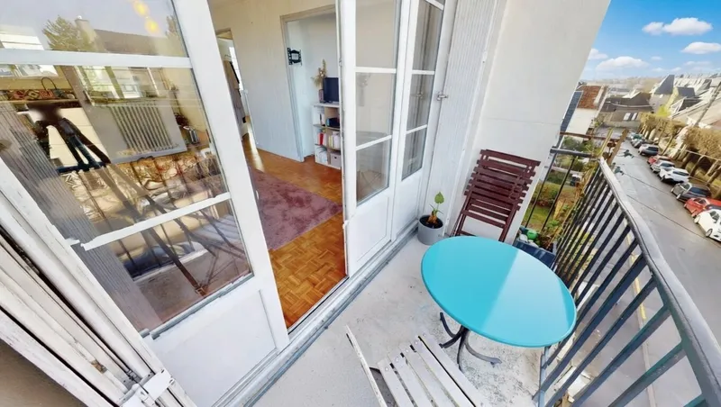  APPARTEMENT T3 TRAVERSANT - BALCON OUEST - HASTINGS