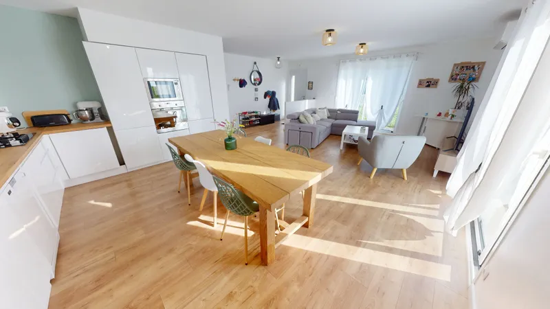 PLAIN-PIED - 3 CHAMBRES - CONDE-SUR-IFS