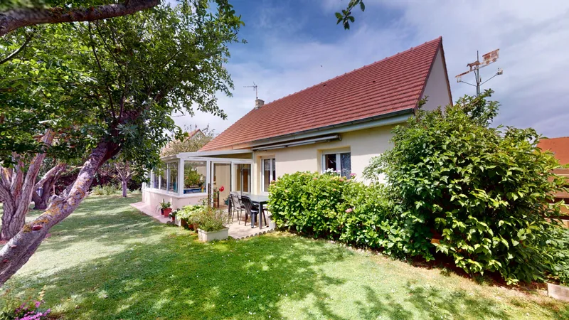 PLAIN-PIED SUR SOUS-SOL AUX PIEDS DES COMMODITÉS - 2 CHAMBRES - COURSEULLES-SUR-MER