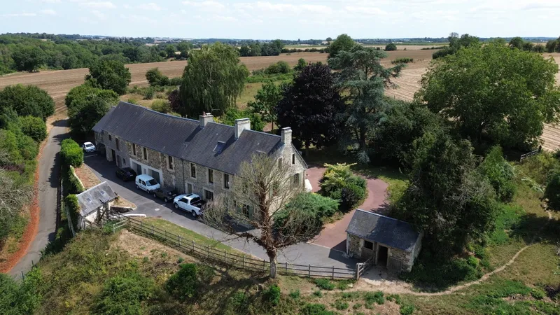 PROPRIETE CALME ET SANS VIS-A-VIS - 10MIN CAEN SUD